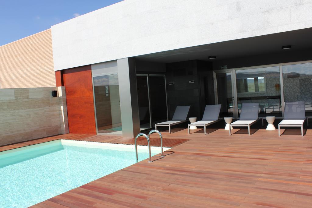 Escuderos Hotel Cruz Argamasilla de Calatrava Exteriör bild